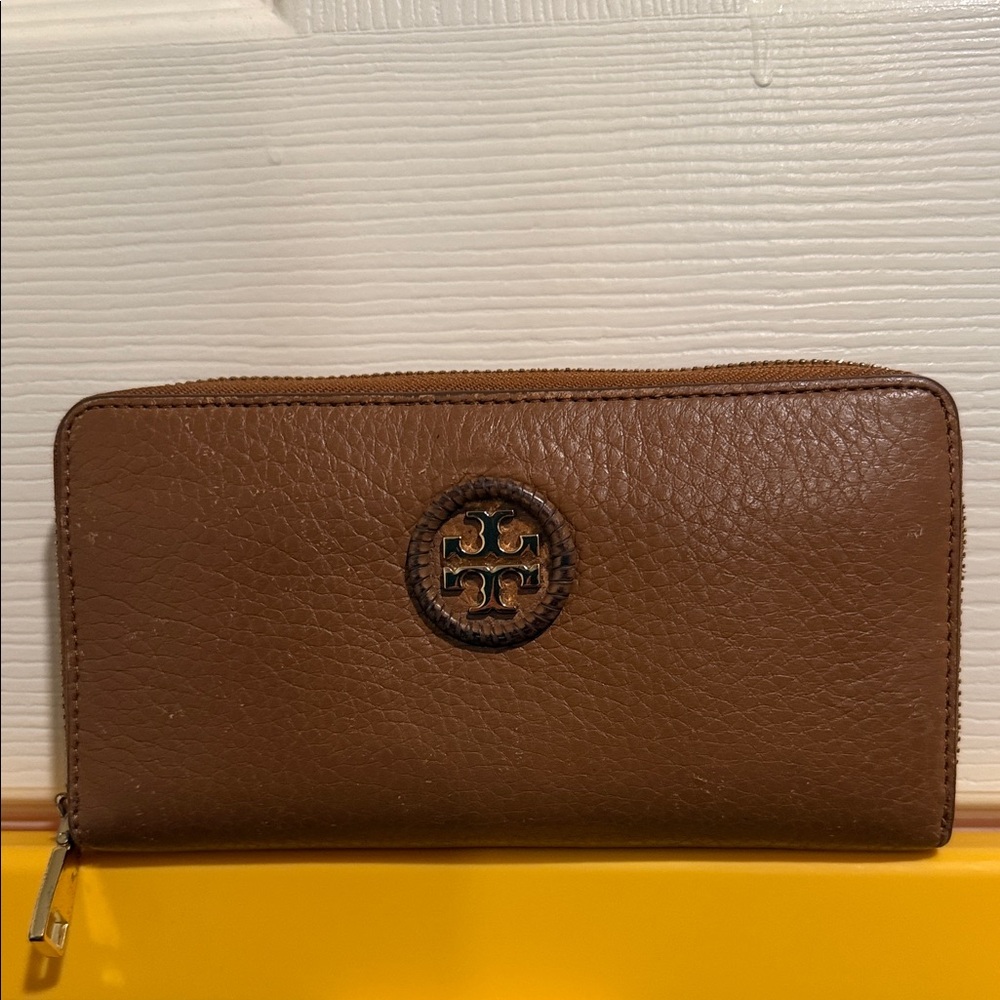 Tory Burch Brown Leather Zip-Around Wallet